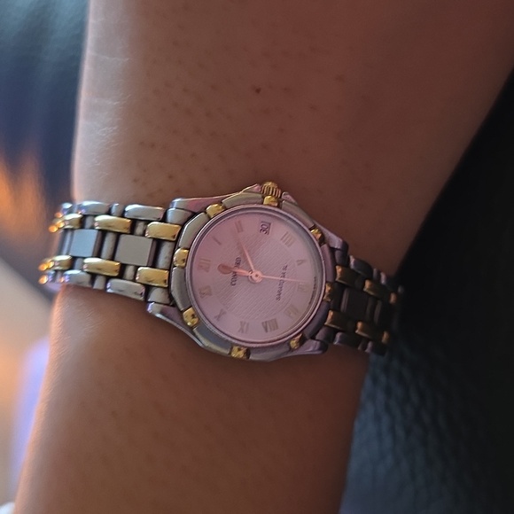 Concord Womens Saratoga SL 2 Tone Watch - Picture 15 of 16